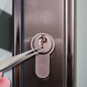 Taking Apart A Ruddy Portable Key Lock How To Remove A Broken Key From A Lock | lathamshardware.co.uk